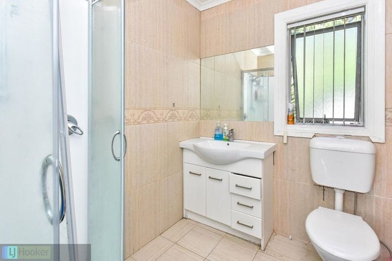 Photo of property in 44 Christmas Road, Manurewa, Auckland, 2102
