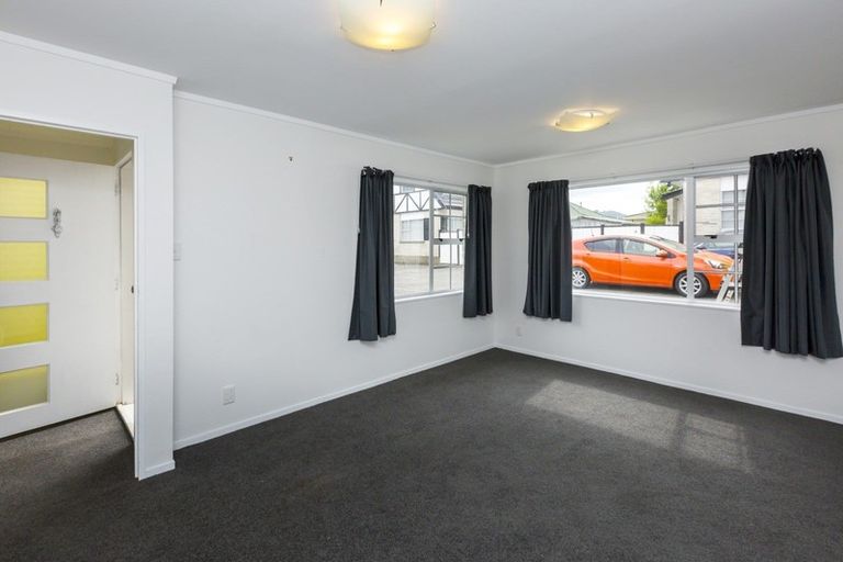 Photo of property in 11f5- John Street, Trentham, Upper Hutt, 5018