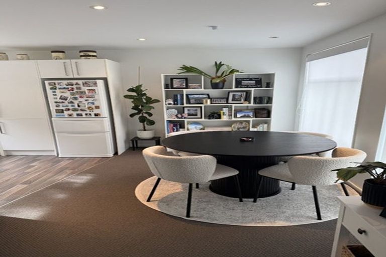 Photo of property in 52 Tarawera Road, Johnsonville, Wellington, 6037