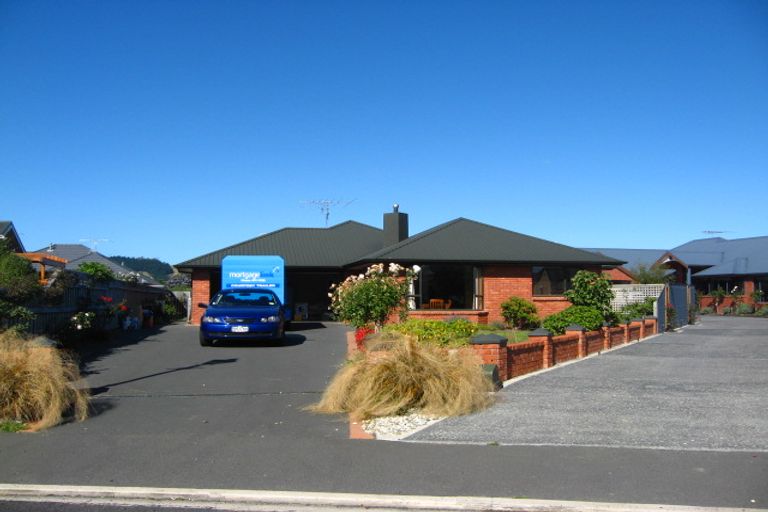 Photo of property in 12 Fenty Place, Mosgiel, 9024