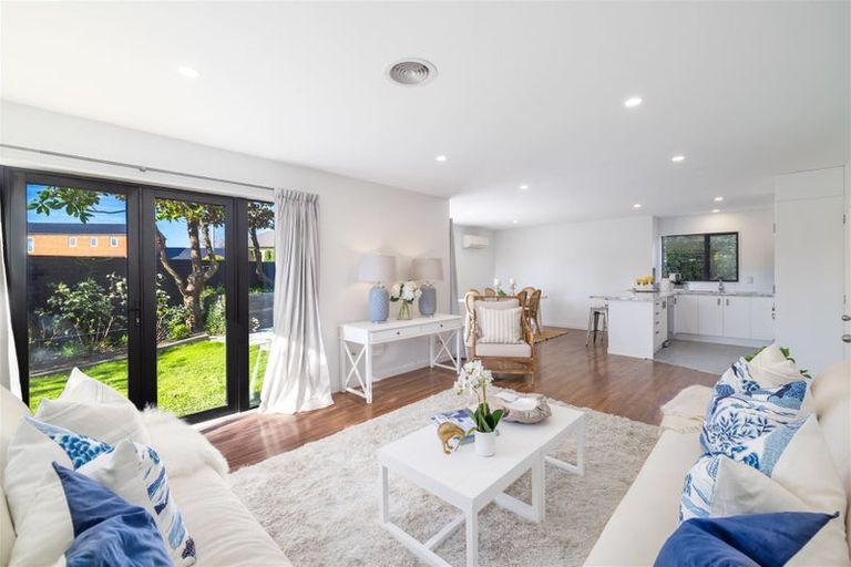 Photo of property in 57 Wairakei Road, Bryndwr, Christchurch, 8052