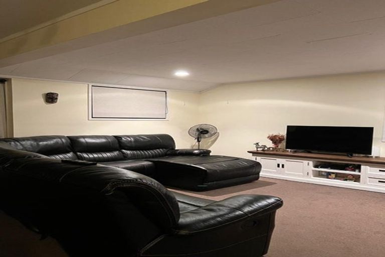 Photo of property in 856 Wharehine Road, Wharehine, Wellsford, 0973