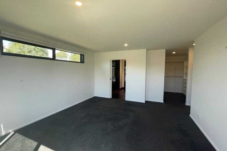 Photo of property in 450 Waitara Road, Huirangi, New Plymouth, 4373