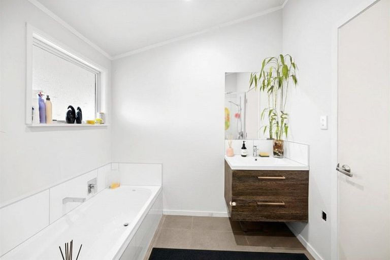Photo of property in 28 Filmer Place, Melville, Hamilton, 3206