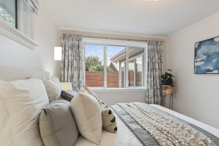 Photo of property in 197a Main North Road, Redwood, Christchurch, 8051