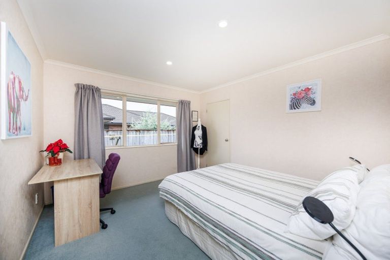 Photo of property in 57 Parnell Heights Drive, Kelvin Grove, Palmerston North, 4414