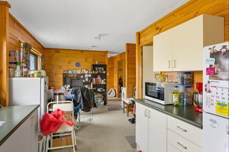 Photo of property in 57 Tiro Tiro Road, Levin, 5510