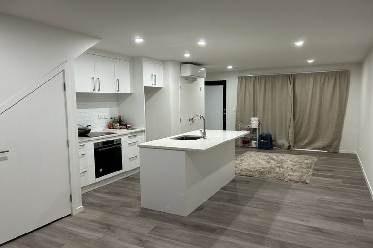 Photo of property in 24 Ara Mara Hua, Henderson, Auckland, 0612