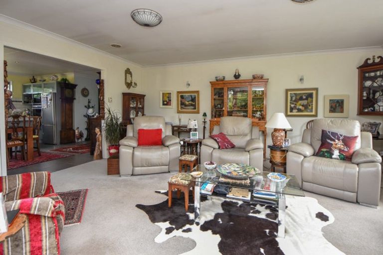 Photo of property in 60 Charles Street, Carterton, 5713