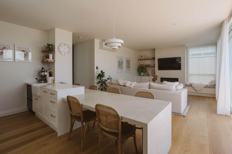 Photo of property in 55b Belt Road, New Plymouth, 4310