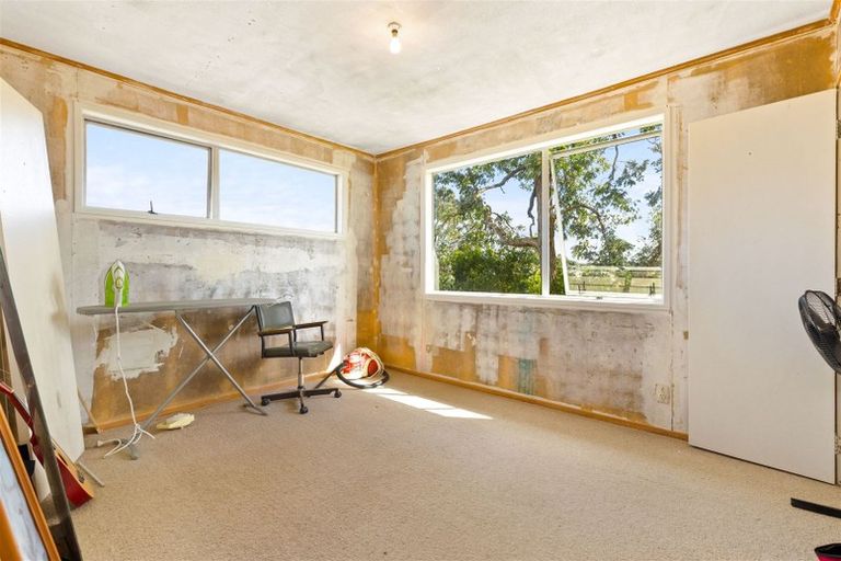 Photo of property in 1/55 Gallony Avenue, Massey, Auckland, 0614