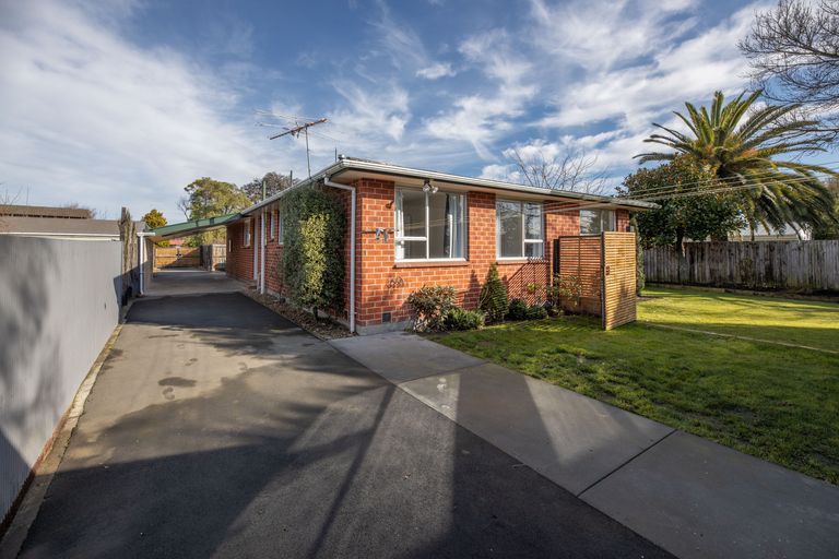 Photo of property in 30 Orrick Crescent, Avondale, Christchurch, 8061