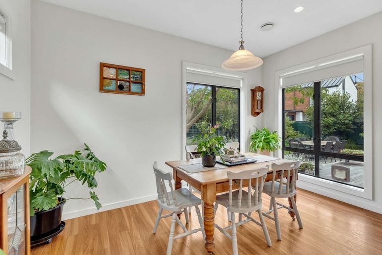 Photo of property in 14 Tui Street, Fendalton, Christchurch, 8041