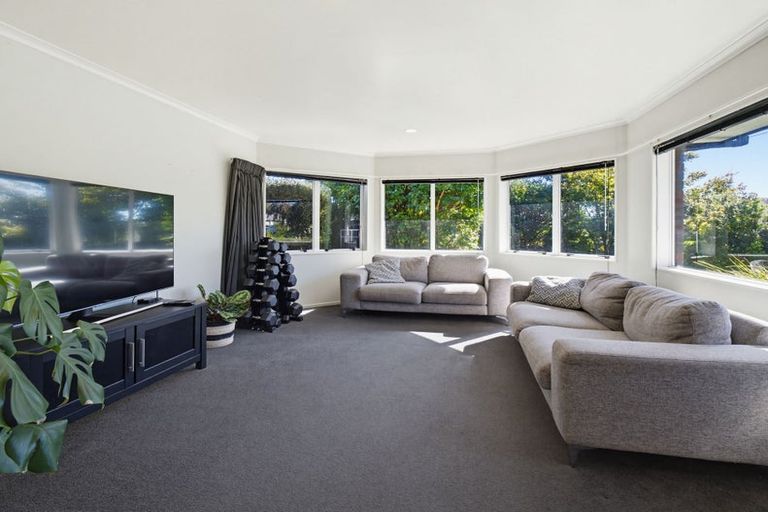 Photo of property in 27 Basley Road, Owhata, Rotorua, 3010