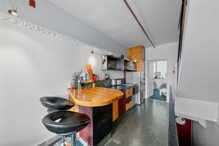 Photo of property in Qba Apartments, 4l/51 Webb Street, Mount Cook, Wellington, 6011