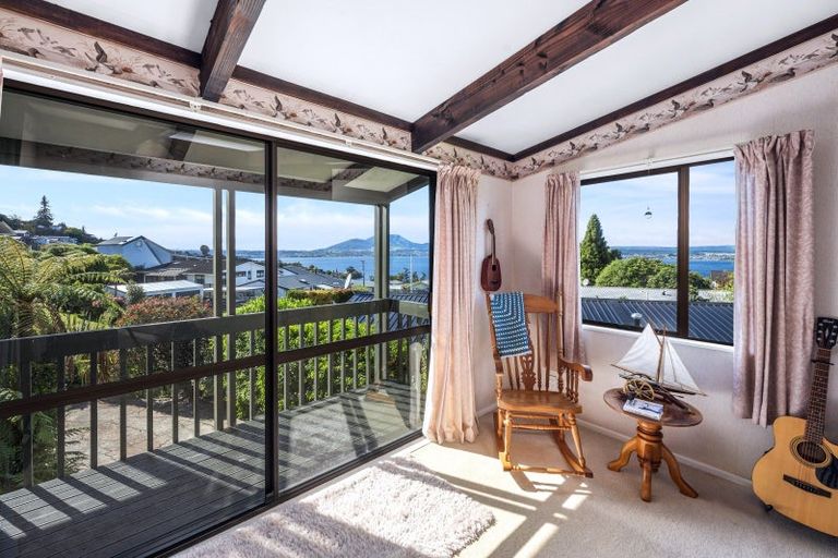 Photo of property in 7 Brunette Drive, Acacia Bay, Taupo, 3330