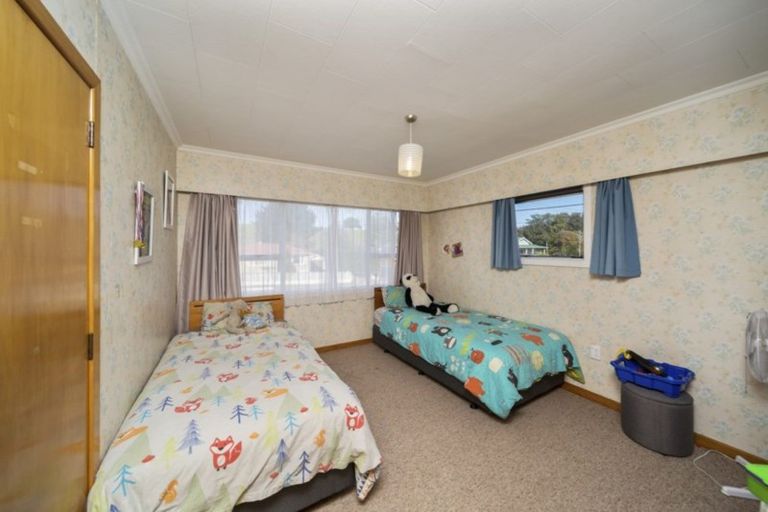 Photo of property in 279 High Street, Eltham, 4322