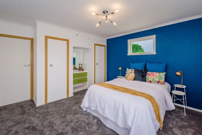 Photo of property in 6 Mazengarb Road, Paraparaumu Beach, Paraparaumu, 5032