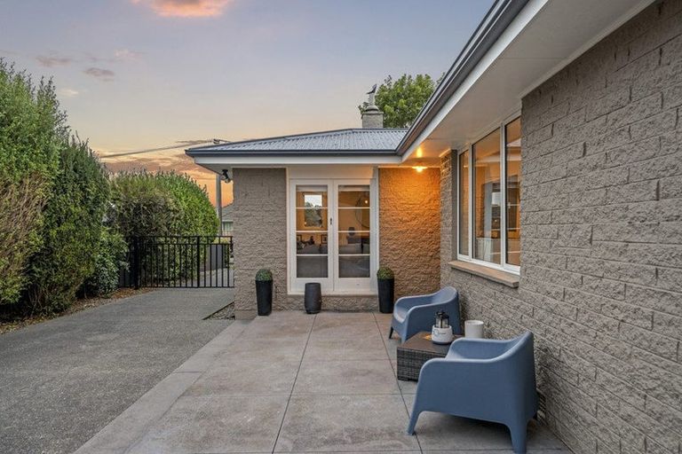 Photo of property in 18 Glencoe Street, Burnside, Christchurch, 8053