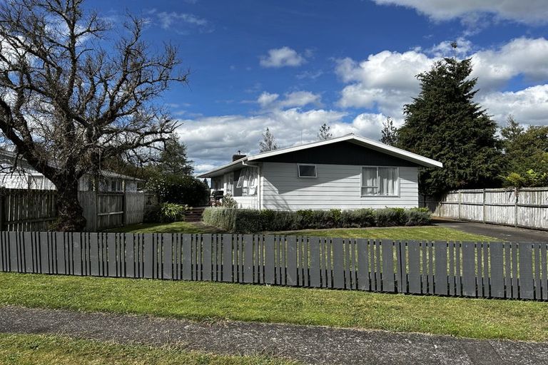 Photo of property in 59 Karen Crescent, Dinsdale, Hamilton, 3204