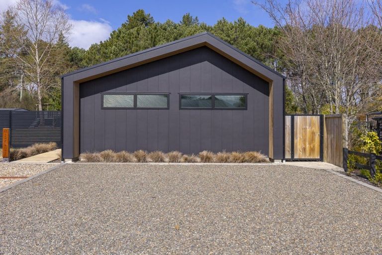 Photo of property in 207 Parekaawa Drive, Motuoapa, 3382