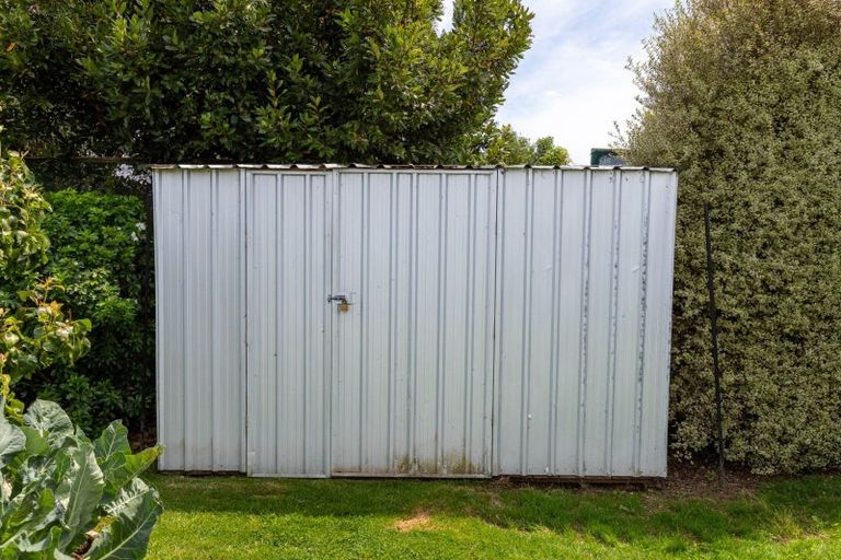 Photo of property in 37 Fox Street, Woodville, 4920