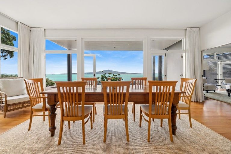 Photo of property in 20 Hamana Street, Narrow Neck, Auckland, 0622