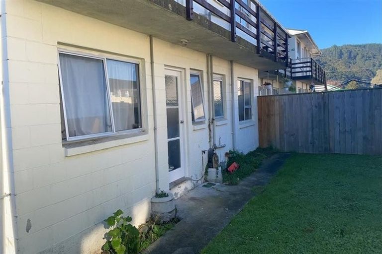 Photo of property in 48f2- Miro Street, Trentham, Upper Hutt, 5018
