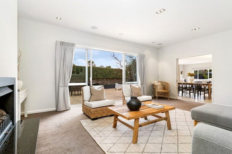 Photo of property in 3 Leabridge Mews, Harewood, Christchurch, 8051