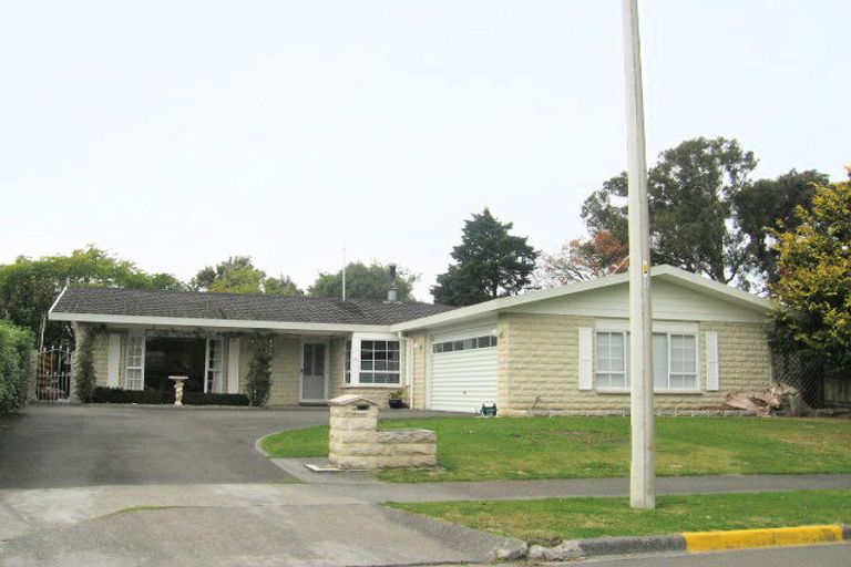 Photo of property in 28 Kotuku Place, Taradale, Napier, 4112