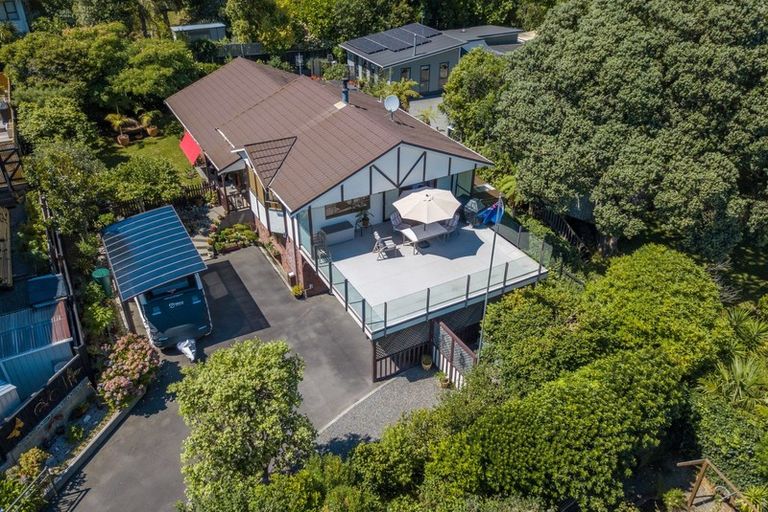 Photo of property in 24 Kereru Street, Waikanae, 5036
