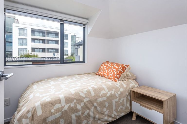 Photo of property in 2/211 Worcester Street, Christchurch Central, Christchurch, 8011