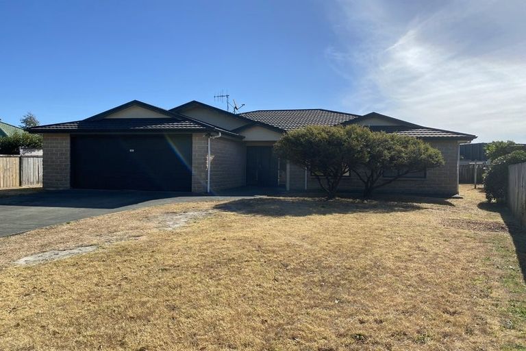 Photo of property in 9 Takahe Drive, Paraparaumu Beach, Paraparaumu, 5032