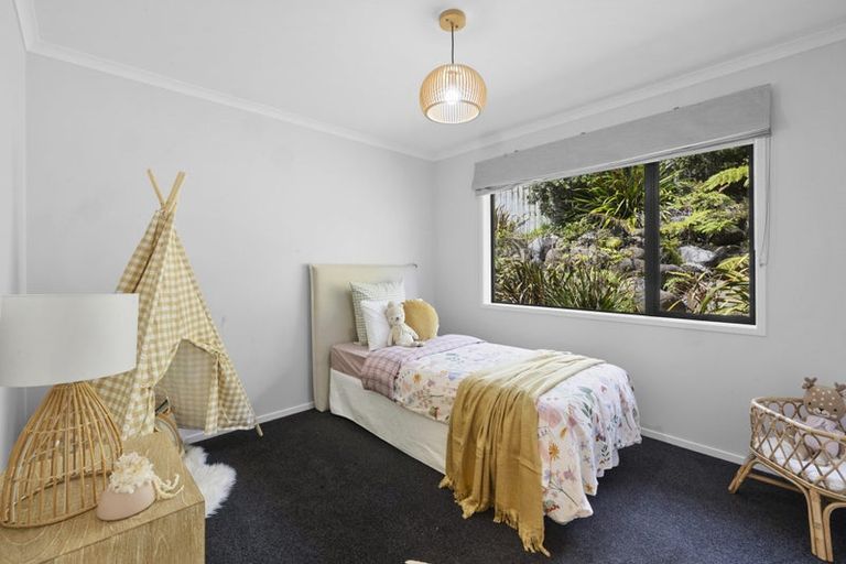 Photo of property in 3c Honeyfield Drive, Whalers Gate, New Plymouth, 4310