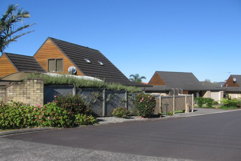 Photo of property in 35/18 Williams Road, Hobsonville, Auckland, 0618