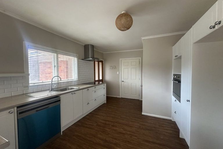 Photo of property in 4 Alexander Street, Papakura, 2110