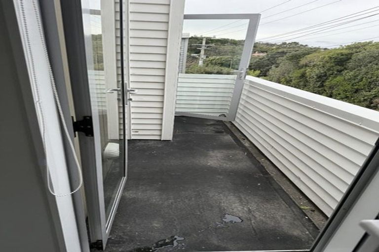 Photo of property in 52 Tarawera Road, Johnsonville, Wellington, 6037