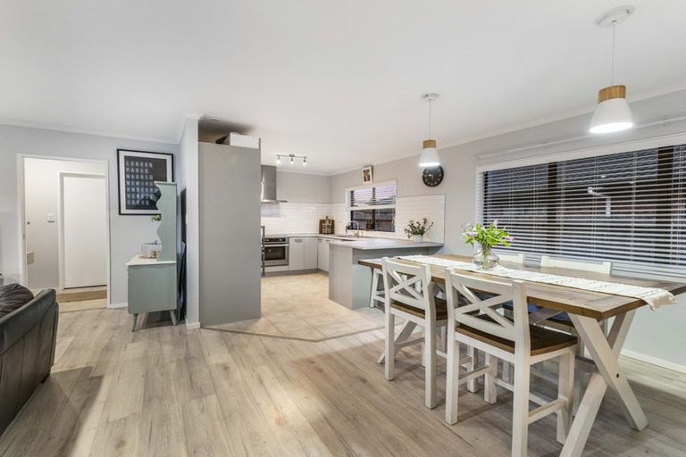 Photo of property in 20 Milson Drive, Papakura, 2110
