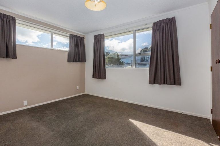 Photo of property in 7 The Bollard, Whitby, Porirua, 5024