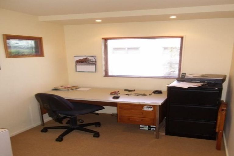 Photo of property in 40a Kensington Drive, Taradale, Napier, 4112