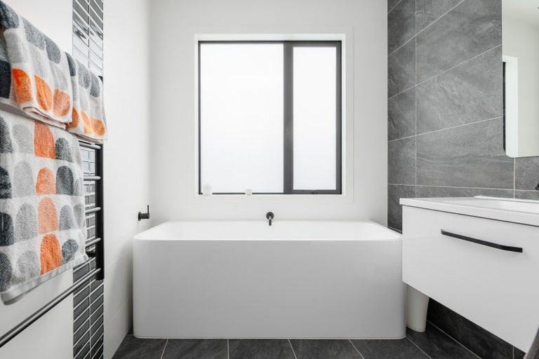 Photo of property in 6/11 Kaniera Terrace, Cambridge, 3434