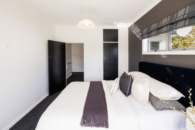 Photo of property in 18 East Street, Terrace End, Palmerston North, 4410