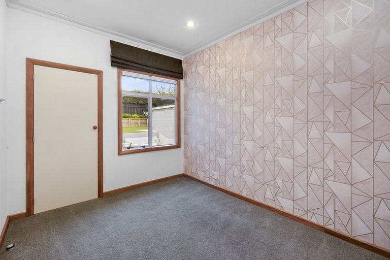 Photo of property in 60 Ballance Street, Lower Vogeltown, New Plymouth, 4310