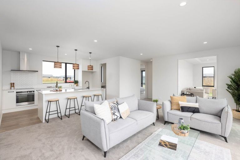 Photo of property in 10 Greenwood Place, Amberley, 7410