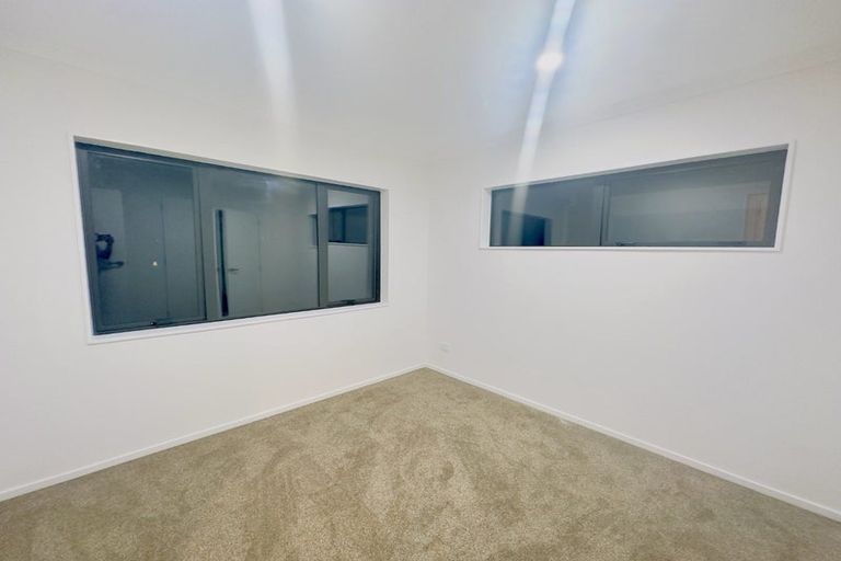 Photo of property in 11e Laurie Avenue, Papakura, 2110