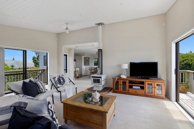 Photo of property in 3 Lysnar Road, Matakana, Warkworth, 0985