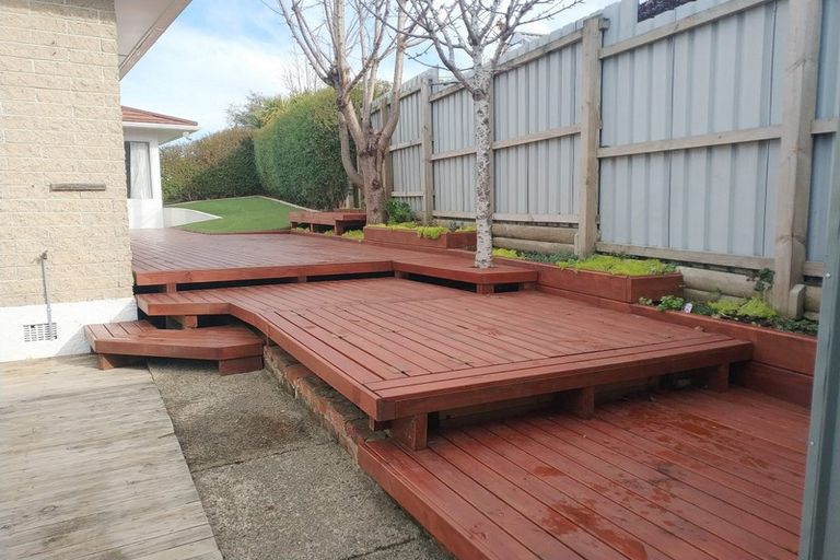Photo of property in 18 Hanlon Street, Halfway Bush, Dunedin, 9010