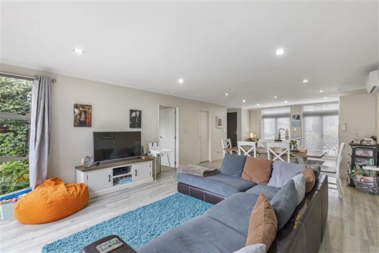 Photo of property in 26 Reins Road, Takanini, 2112