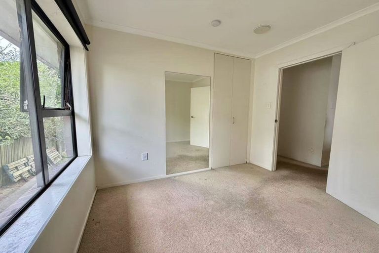 Photo of property in 121 Redoubt Road, Goodwood Heights, Auckland, 2105