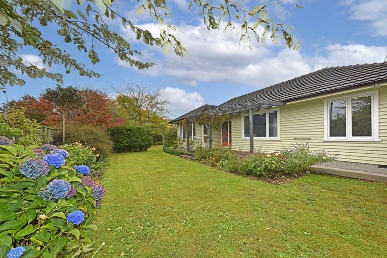 Photo of property in 72 Hudson Street, Bryndwr, Christchurch, 8053